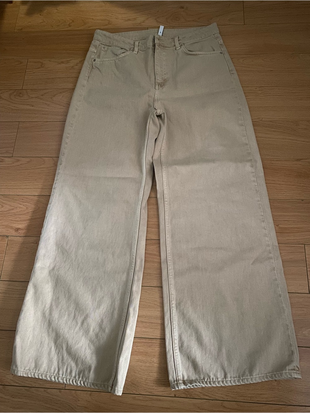 Weekday Straight Leg Jeans in Light Beige #15